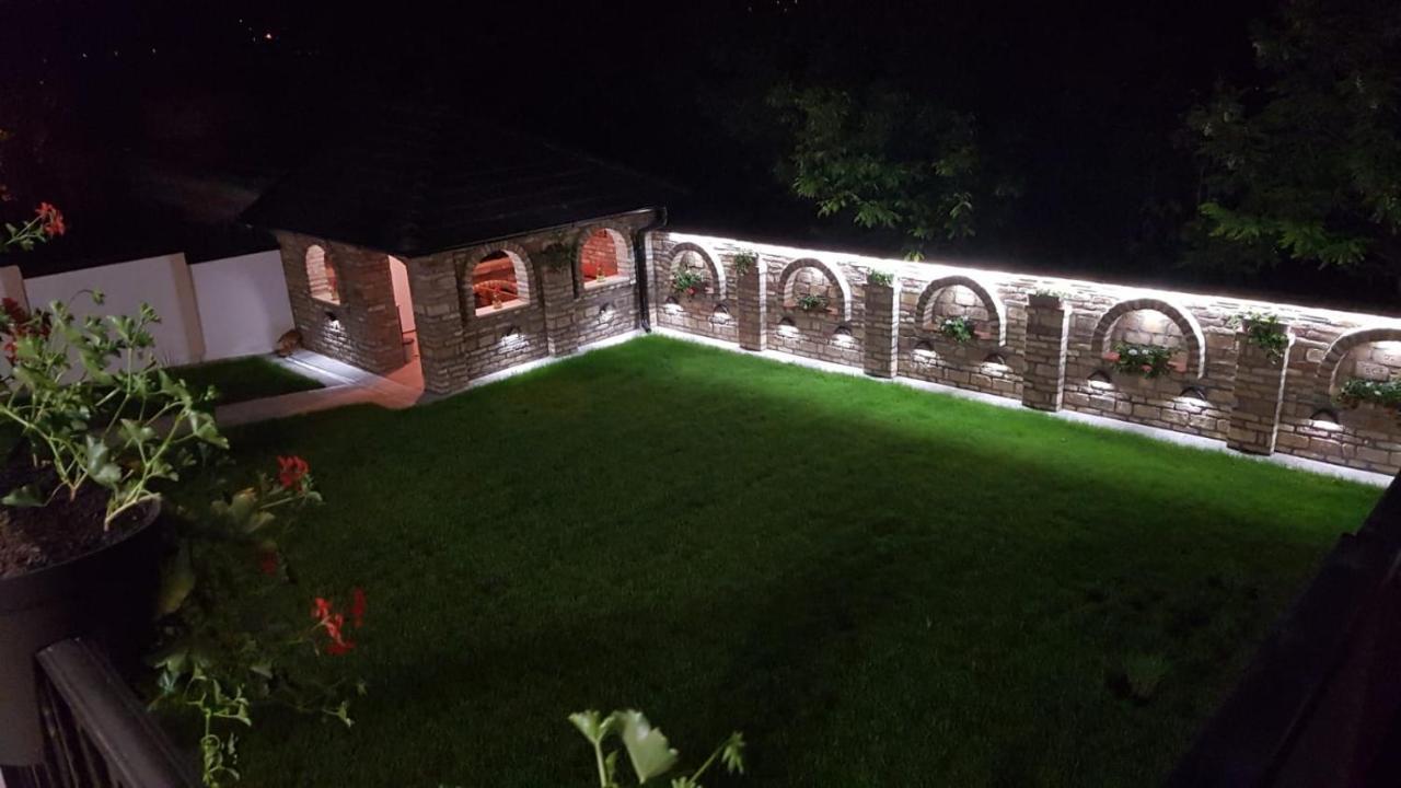 Apartmani Kruna Vrdnik Extérieur photo